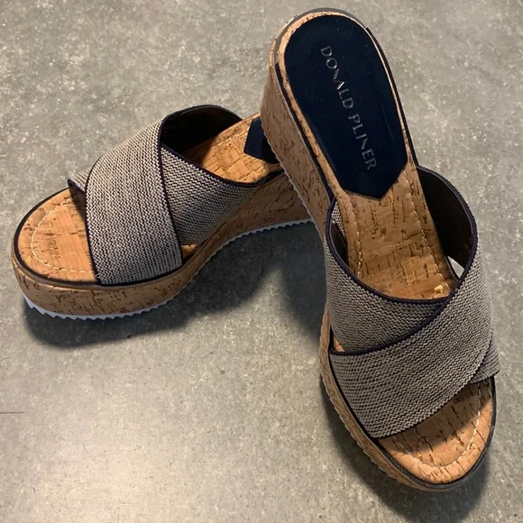 Donald Pliner wedge shoes size 9 NWOB - Picture 3 of 10